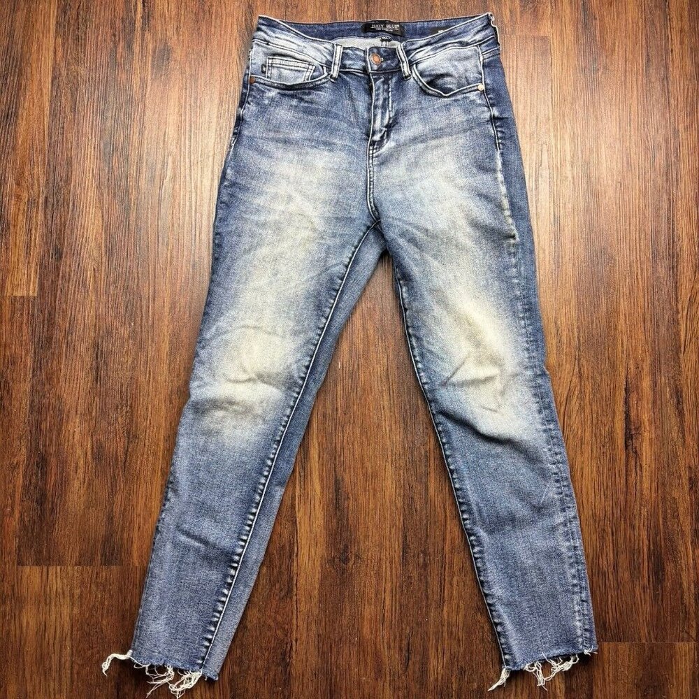 Judy Blue Relaxed Fit Jeans RawHem Distressed JB88191 Med Wash Women’s Size 5/27